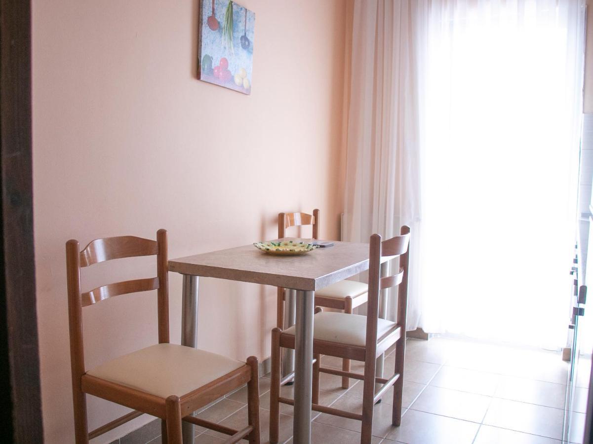Maria Apartments Dioniszíu-part Kültér fotó