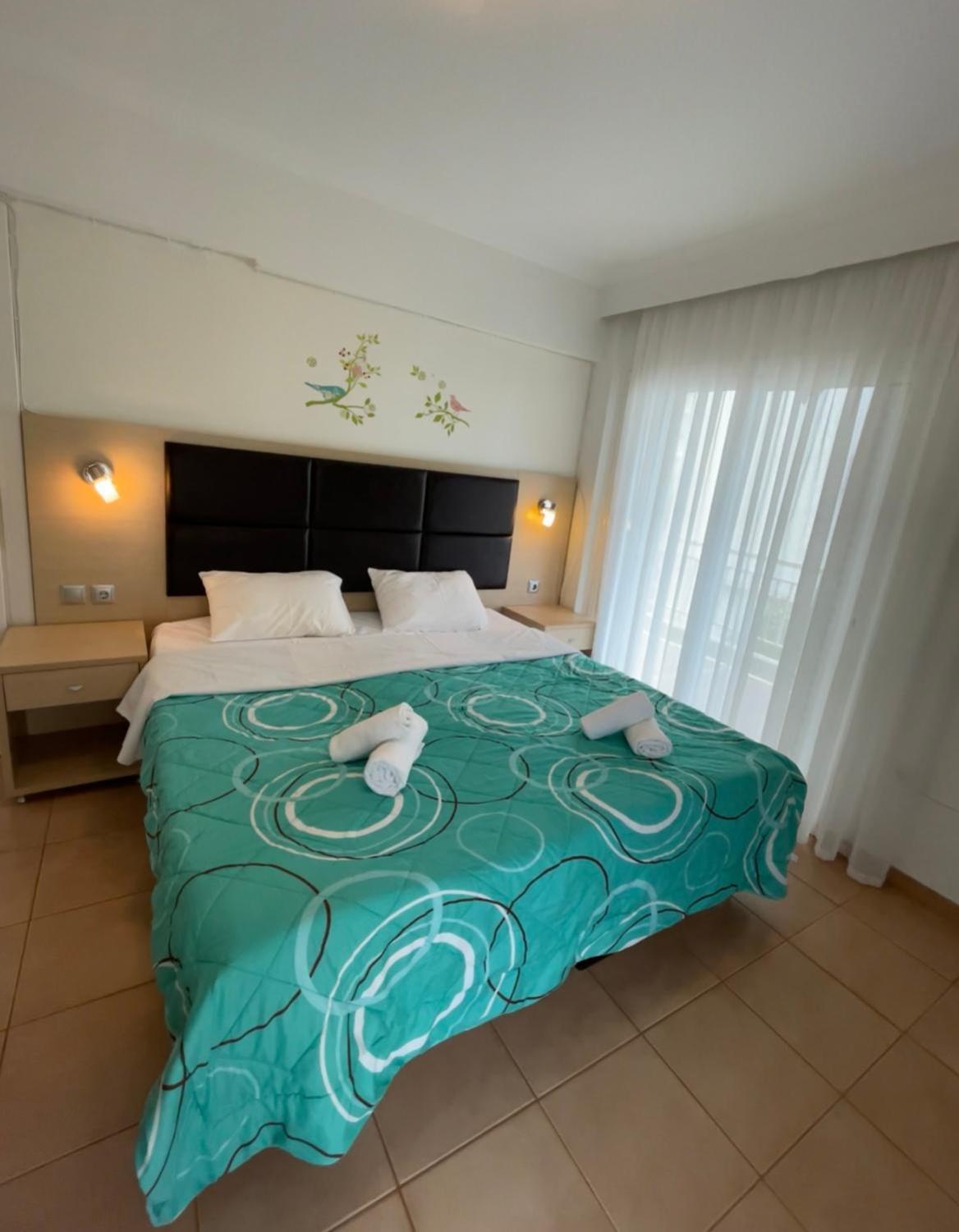 Maria Apartments Dioniszíu-part Kültér fotó